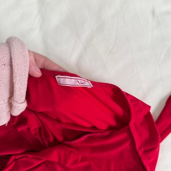 Y2K red halter going out top Volume 1 fits like a small - Picture 4 of 4